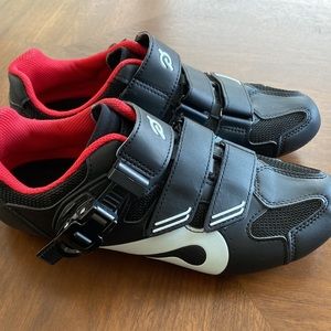 Peleton Bike/Spin Shoes. Size 39/8.5